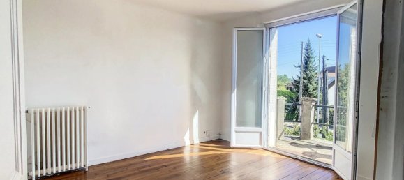 Casa de 3 dormitorios en Villemandeur, France No. 66941 5