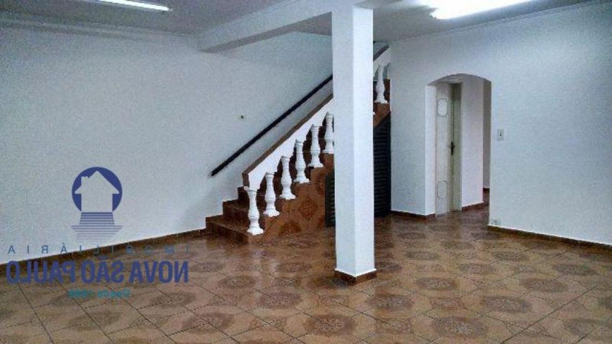 Дом с 4 спальнями в Сан-Паулу, Бразилия № 433307