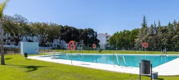 1 Schlafzimmer Penthouse in Estepona, Spain, Nr. 189594 5