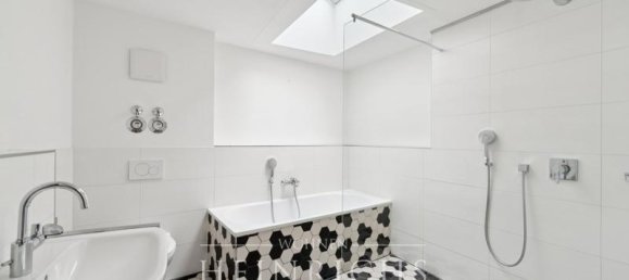 3 Schlafzimmer Doppelhaus in München, Germany, Nr. 294242 8