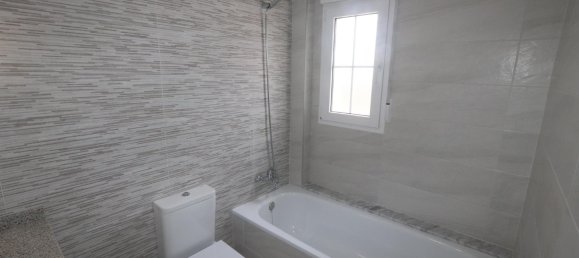 4 bedrooms Villa in Pinoso, Spain No. 10255 17