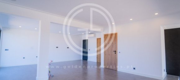 5 bedrooms Villa in Faro, Portugal No. 31946 15