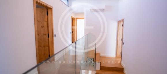 5 bedrooms Villa in Faro, Portugal No. 31946 40