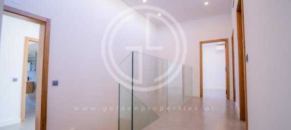 5 bedrooms Villa in Faro, Portugal No. 31946 41