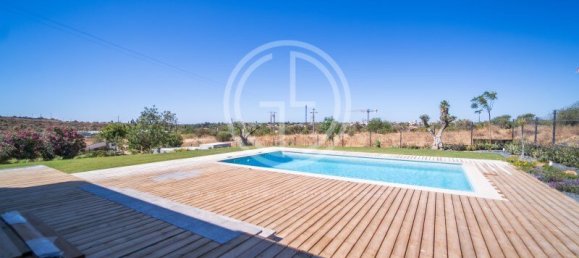 5 bedrooms Villa in Faro, Portugal No. 31946 5