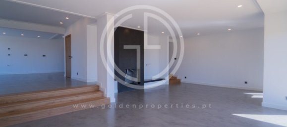 5 bedrooms Villa in Faro, Portugal No. 31946 9
