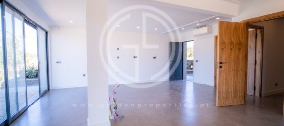 5 bedrooms Villa in Faro, Portugal No. 31946 42