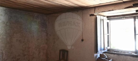 2 bedrooms House in Castanheira de Pera, Portugal No. 29528 12