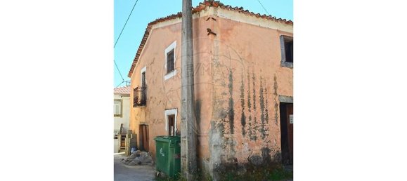 2 bedrooms House in Castanheira de Pera, Portugal No. 29528 5