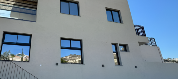 3 bedrooms Commercial property in Agios Tychonas, Cyprus No. 18433 5