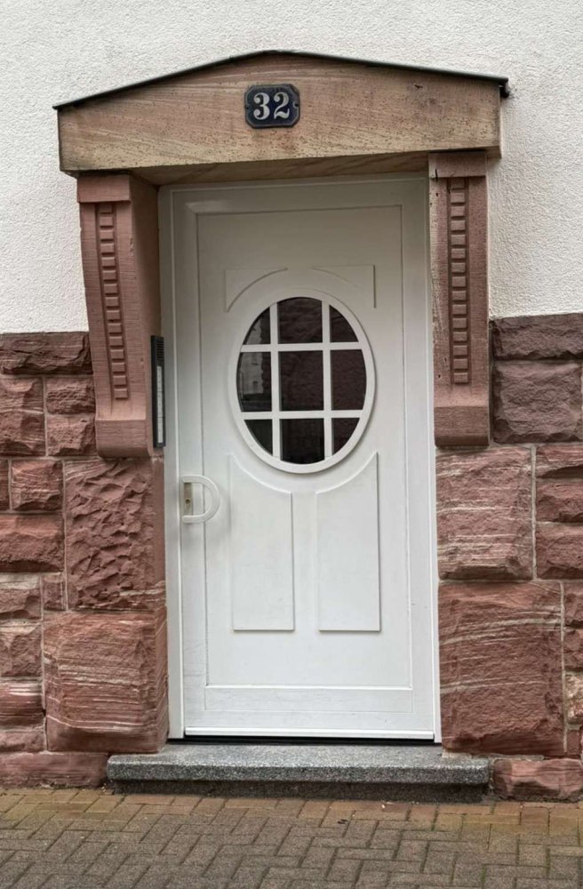 Apartamento de 4 habitaciónes en Frankfurt am Main, Germany No. 365872