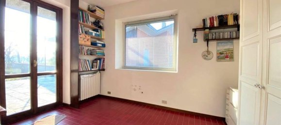 Villa de 6 habitaciónes en Arluno, Italy No. 157835 4