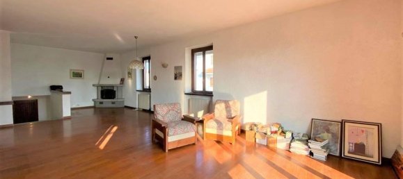 Villa de 6 habitaciónes en Arluno, Italy No. 157835 3