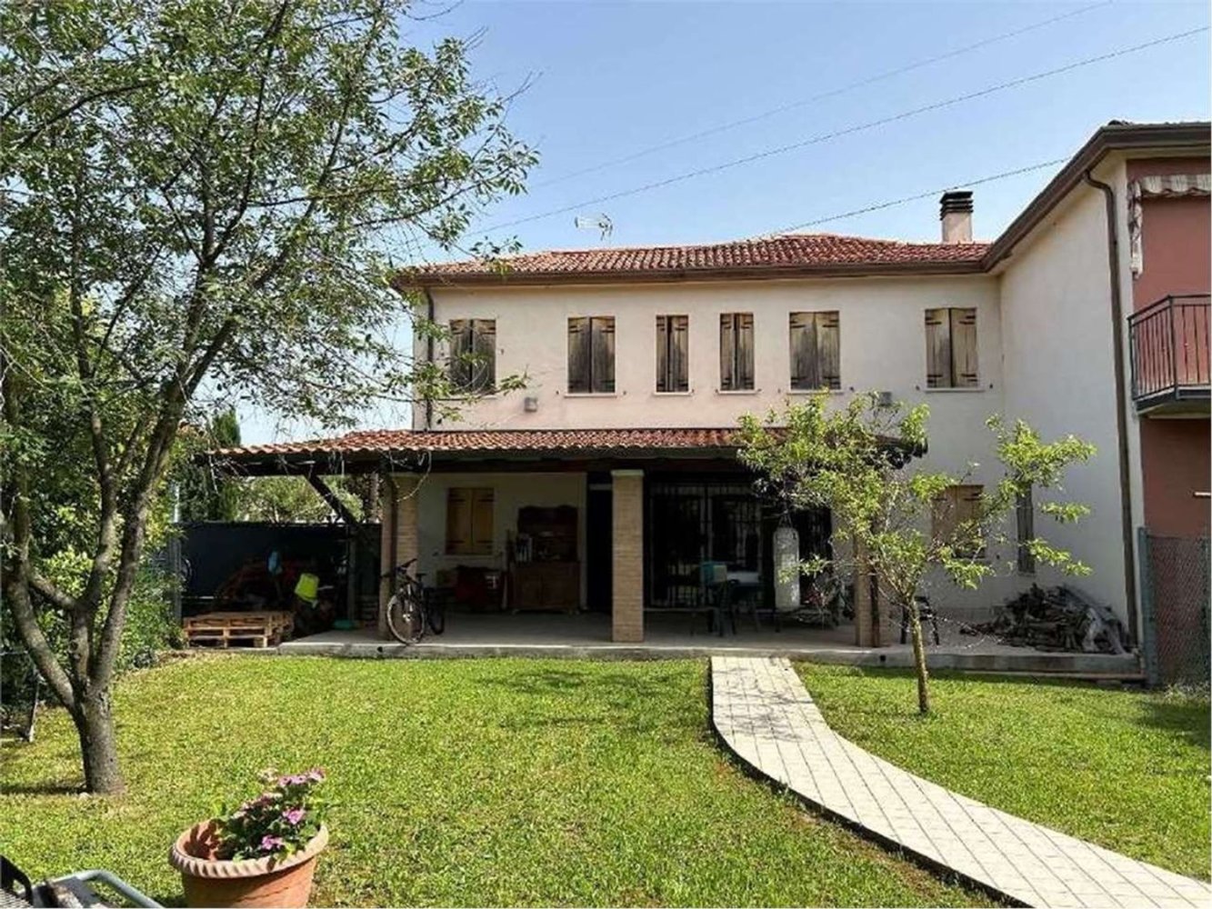 6 rooms House in Venice, Italy No. 210151