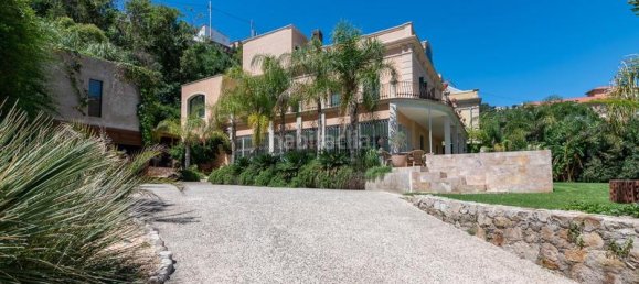 Дом с 6 спальнями в Барселона, Испания № 144373 8