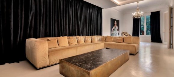 Дом с 6 спальнями в Барселона, Испания № 144373 20