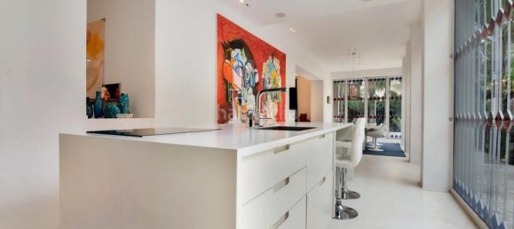 Дом с 6 спальнями в Барселона, Испания № 144373 37