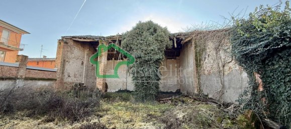 6 rooms House in Trescore Cremasco, Italy No. 207082 7