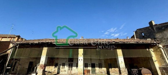 6 rooms House in Trescore Cremasco, Italy No. 207082 2