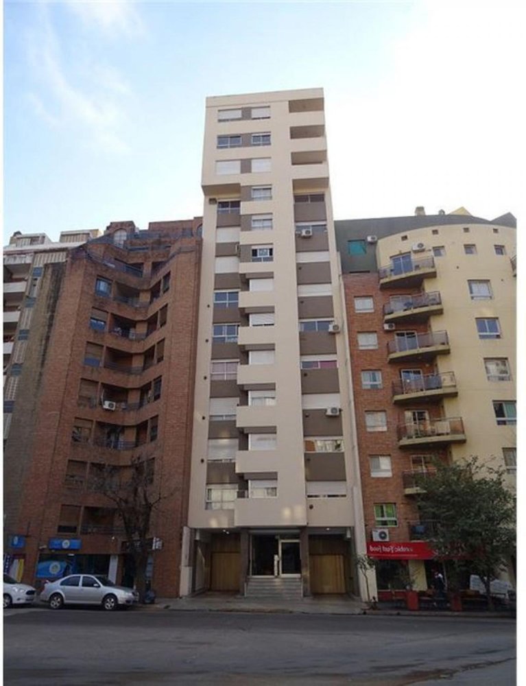 Apartamento T4 em Cordoba, Argentina N.º 5192