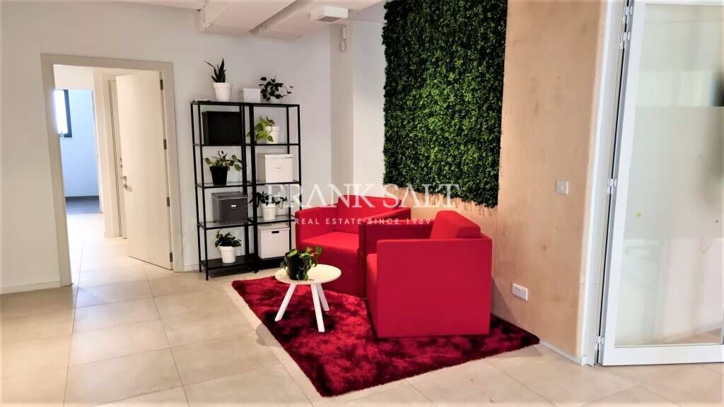 305m² Office in Sliema, Malta No. 12392