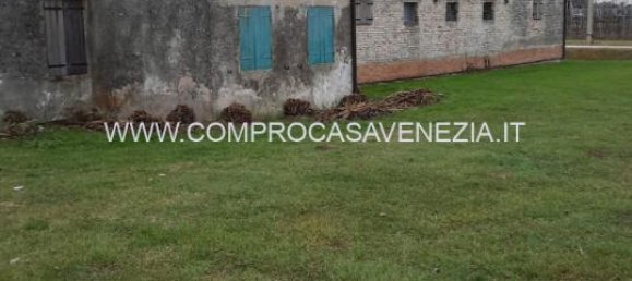 Casa de 5 habitaciónes en San Biagio di Callalta, Italy No. 228169 2