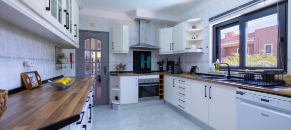 Villa de 5 dormitorios en Armacao de Pera, Portugal No. 237484 15