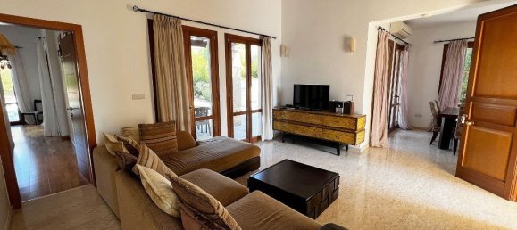 3 Schlafzimmer Gewerbliche Immobilien in Paphos, Cyprus, Nr. 9776 2