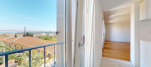3 bedrooms Apartment in Lisbon, Portugal No. 113182 5