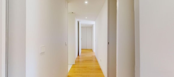 3 bedrooms Apartment in Lisbon, Portugal No. 113182 10