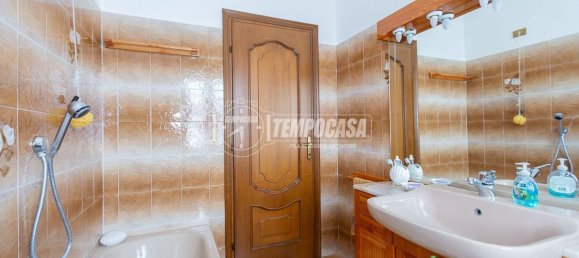 Дом с 5 спальнями в Палаццо Пиньяно, Италия № 373778 30