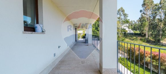 4 bedrooms Villa in Santa Maria da Feira, Portugal No. 87274 6