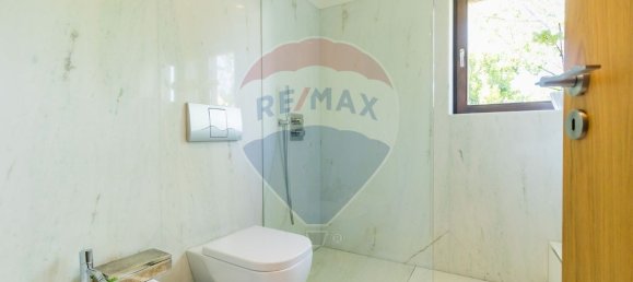 4 bedrooms Villa in Santa Maria da Feira, Portugal No. 87274 5