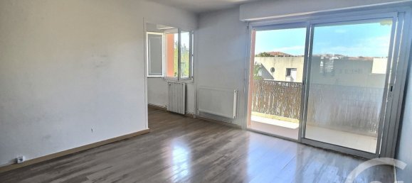 2 Schlafzimmer Wohnung in Frejus, France, Nr. 319379 2