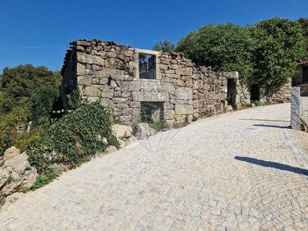 Casa de 2 dormitorios en Sao Cristovao de Nogueira, Portugal No. 23801
