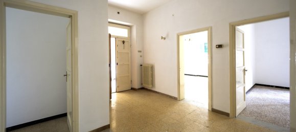 2 bedrooms Apartment in Teramo, Italy No. 121675 2