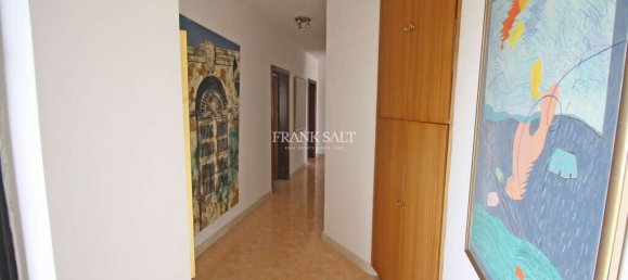 3 Schlafzimmer Penthouse in Sliema, Malta, Nr. 10063 27