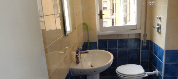 Apartamento de 1 dormitorio en Cinisello Balsamo, Italy No. 358652 19