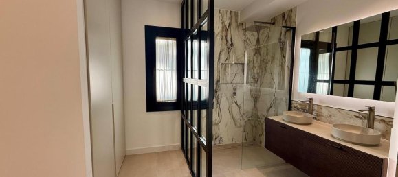 3 bedrooms Apartment in Marbella, Spain No. 60082 10