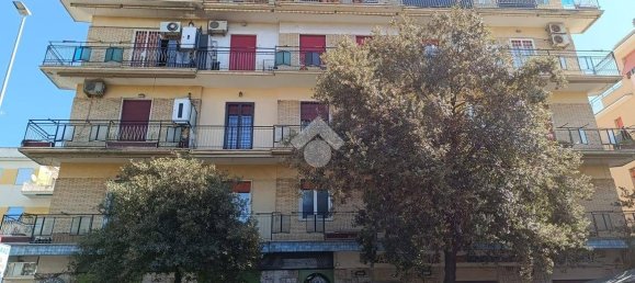 2 Schlafzimmer Wohnung in Rome, Italy, Nr. 186347 6