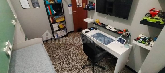 Apartamento de 2 dormitorios en Genoa, Italy No. 299180 7