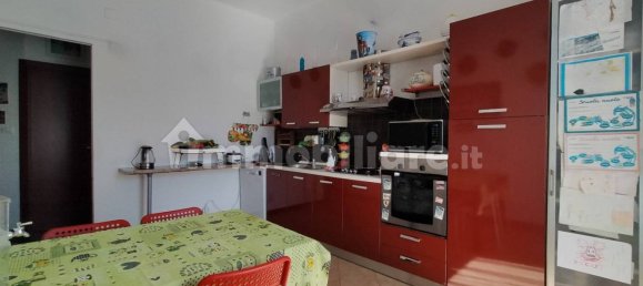 Apartamento de 2 dormitorios en Genoa, Italy No. 299180 4