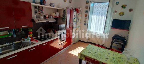 Apartamento de 2 dormitorios en Genoa, Italy No. 299180 5