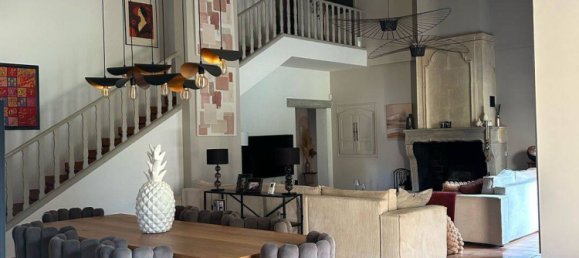 5 bedrooms Villa in Tarascon, France No. 330539 3