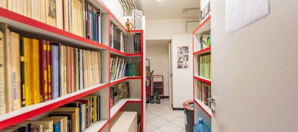 140m² Office in Lainate, Italy No. 6048 10