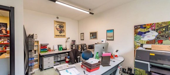 140m² Office in Lainate, Italy No. 6048 12