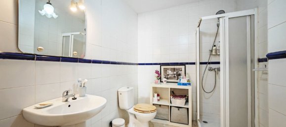 1 bedroom Apartment in Marbella, Spain No. 41195 12