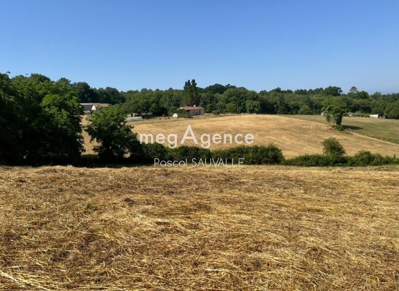 6820m² Land in Saint-Germain-du-Salembre, France No. 110954