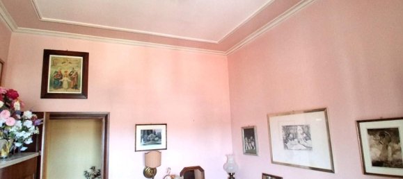 6 rooms Apartment in Stazzema, Italy No. 49202 9