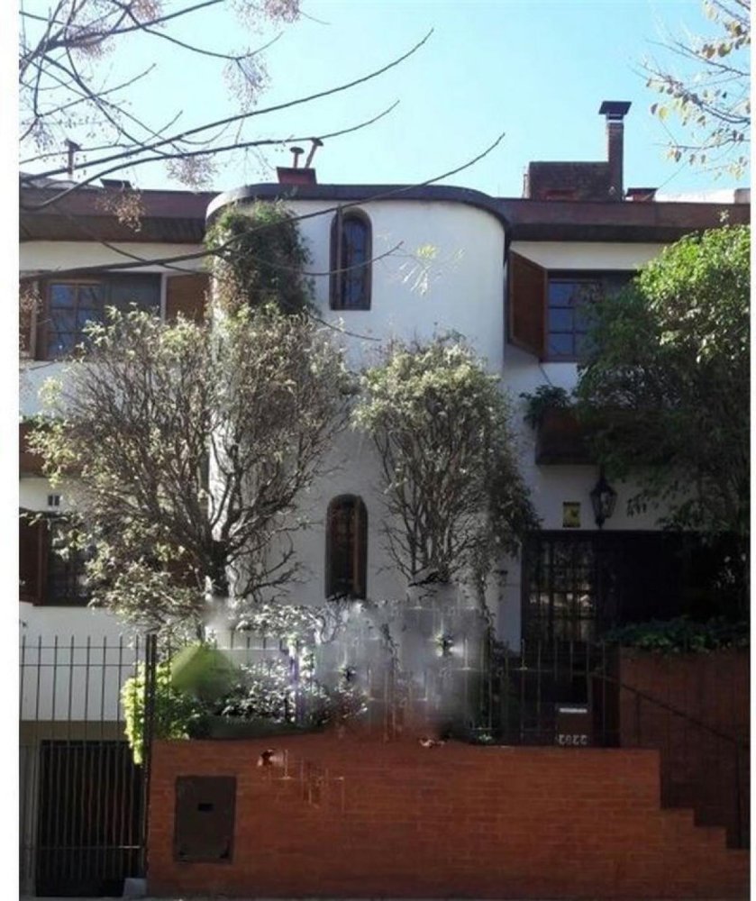 4 bedrooms House in Buenos Aires, Argentina No. 69154